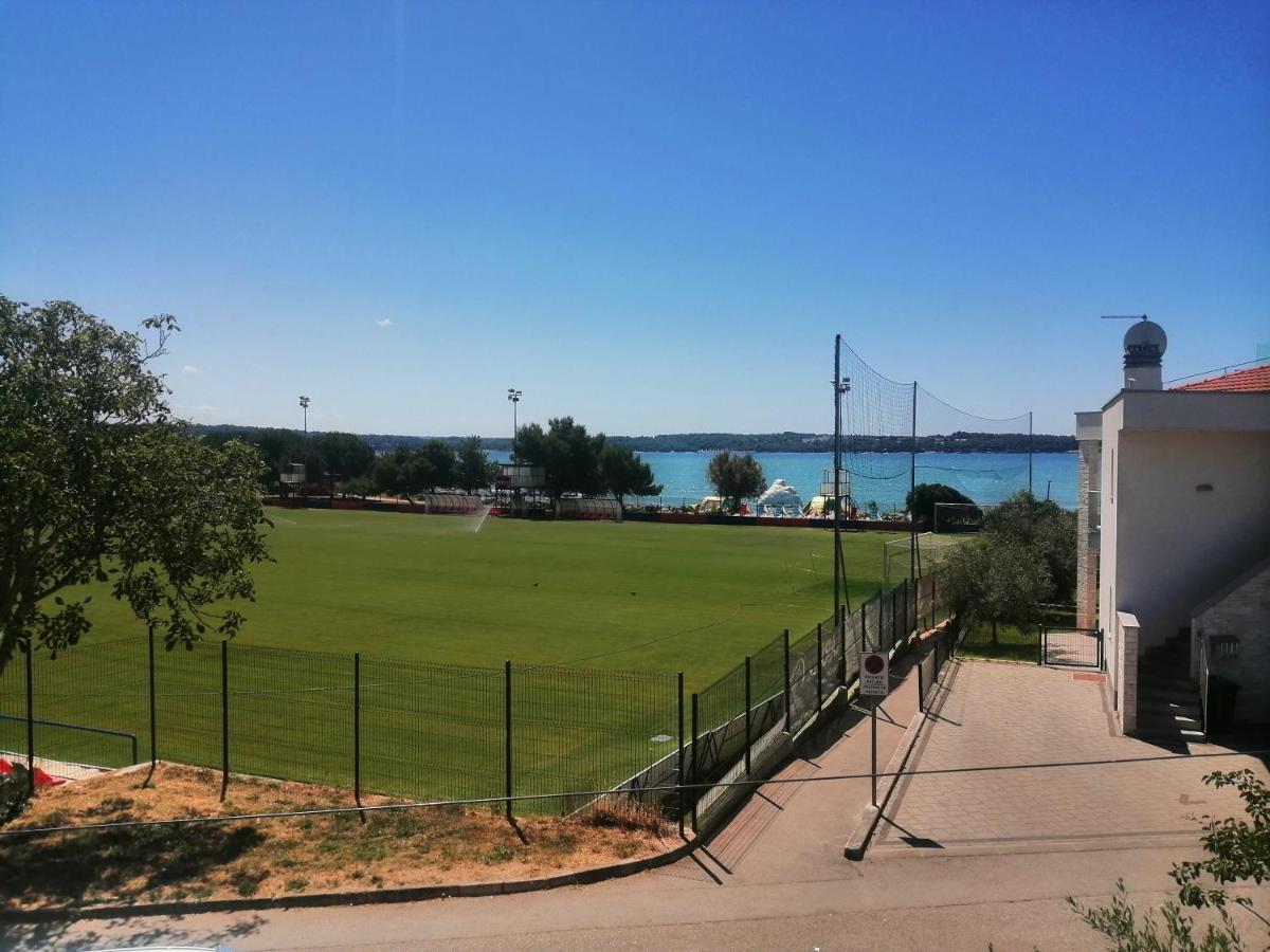 Apartment Vera, 80 M From The Sea Novigrad  Luaran gambar
